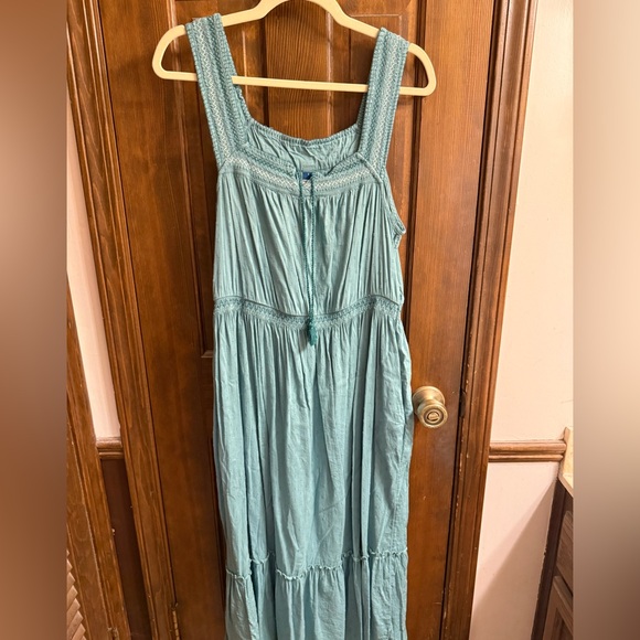 Old Navy Dresses & Skirts - Green cotton maxi dress size L EUC